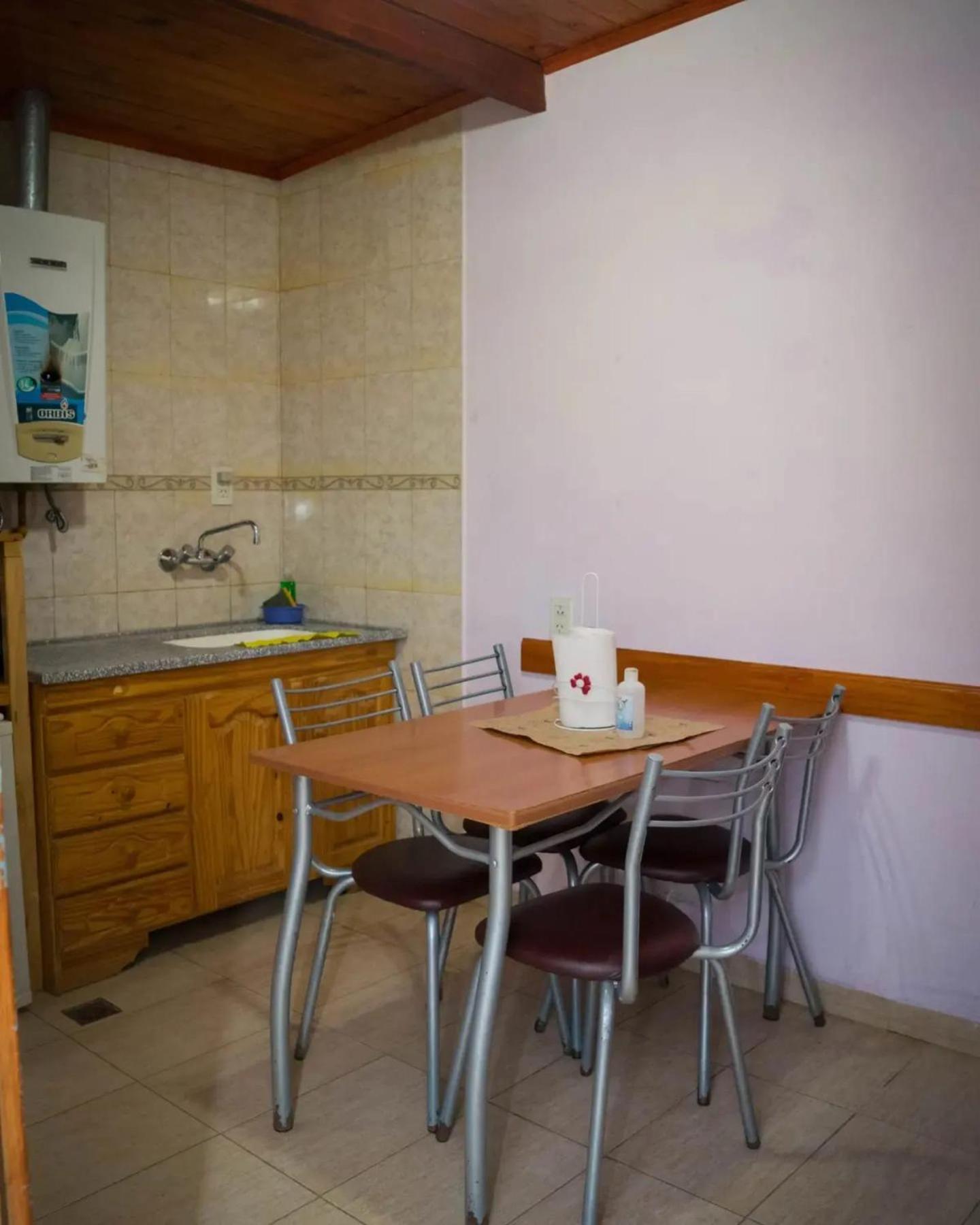 Hostal "El Tomolasta" La Carolina 외부 사진